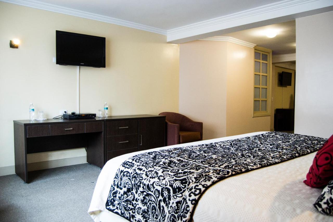 Hotel Novalux Ambato Bagian luar foto