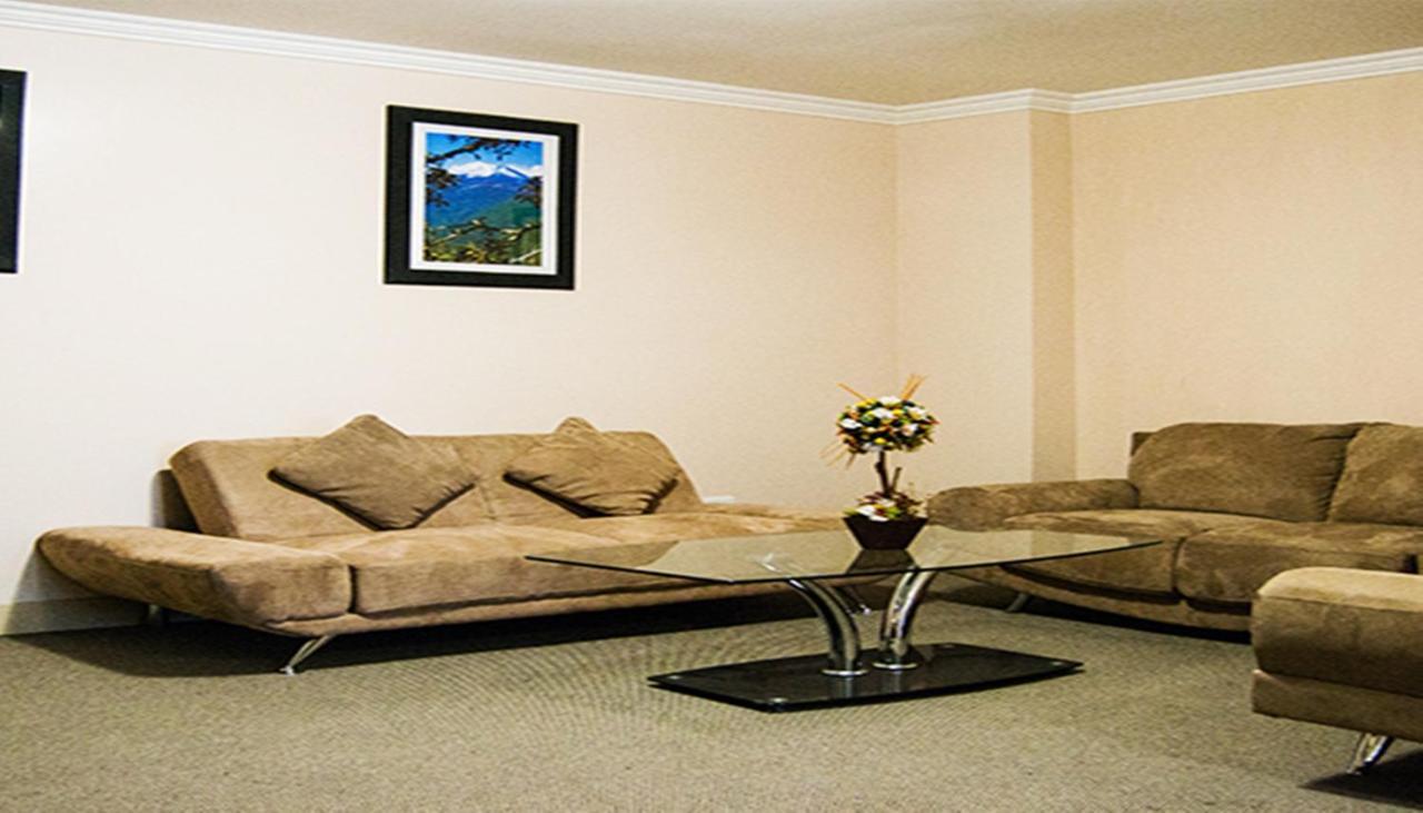 Hotel Novalux Ambato Bagian luar foto