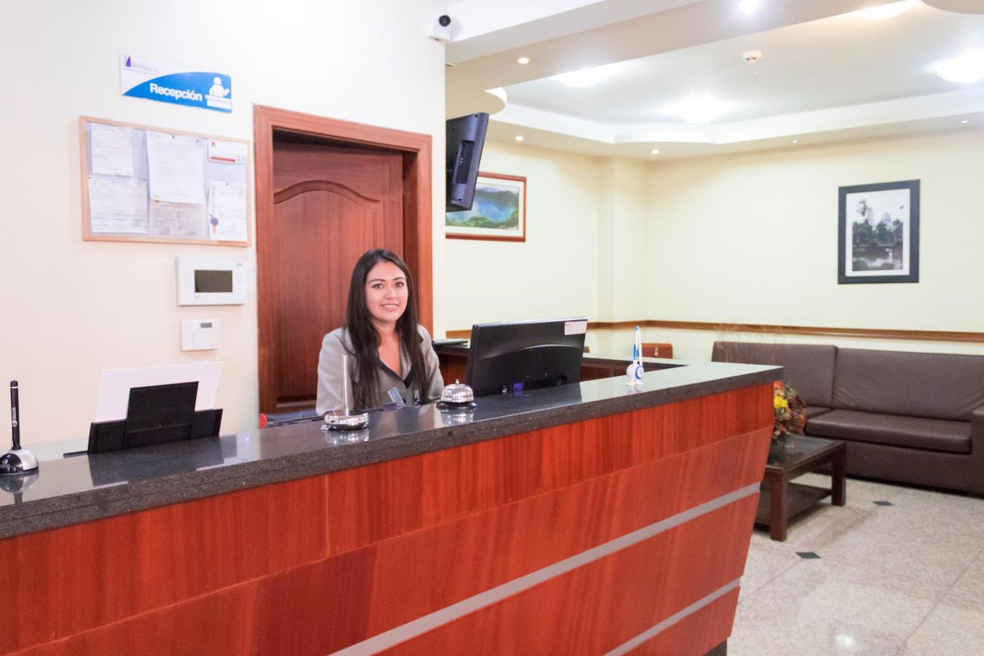 Hotel Novalux Ambato Bagian luar foto