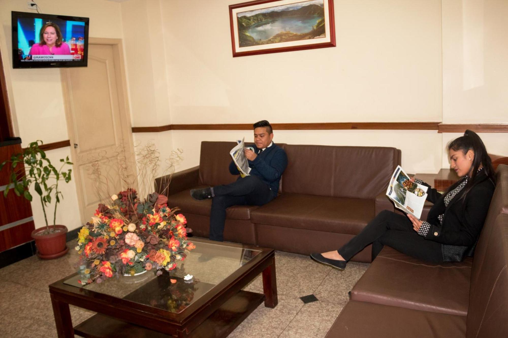 Hotel Novalux Ambato Bagian luar foto