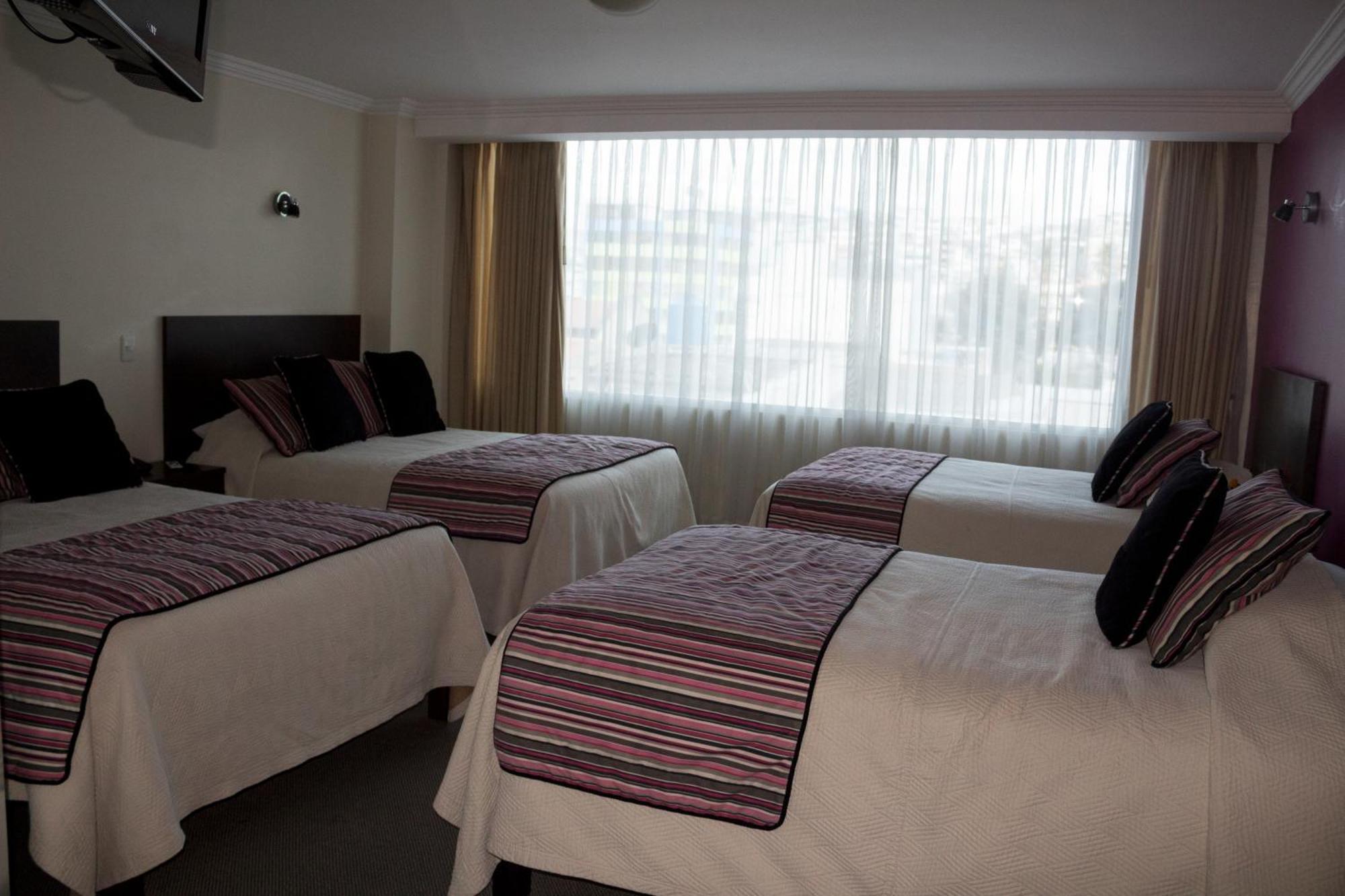Hotel Novalux Ambato Bagian luar foto